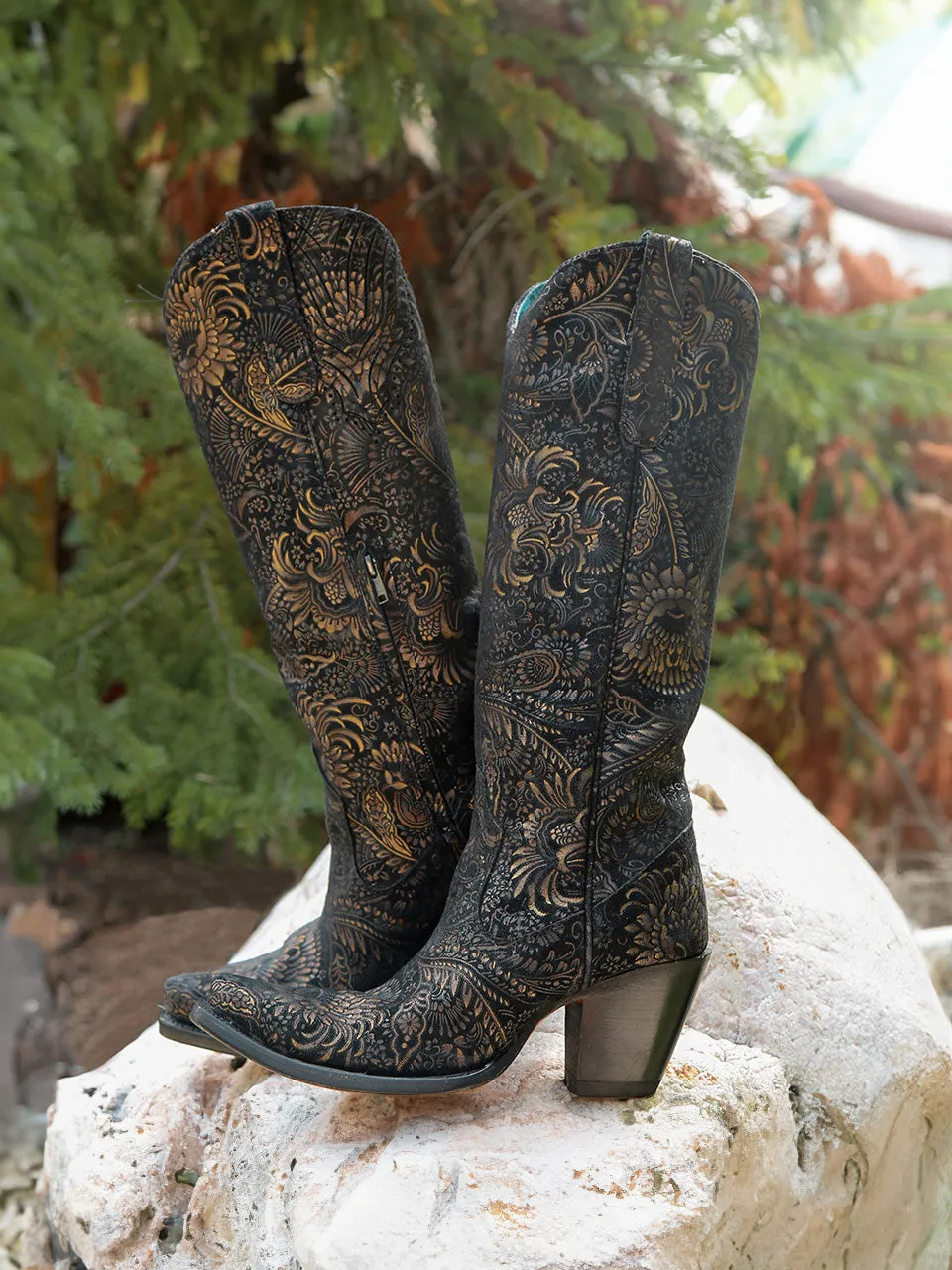 A4481 - WOMEN'S GOLD STAMPED FLORAL BLACK SUEDE SNIP TOE COWBOY BOOT