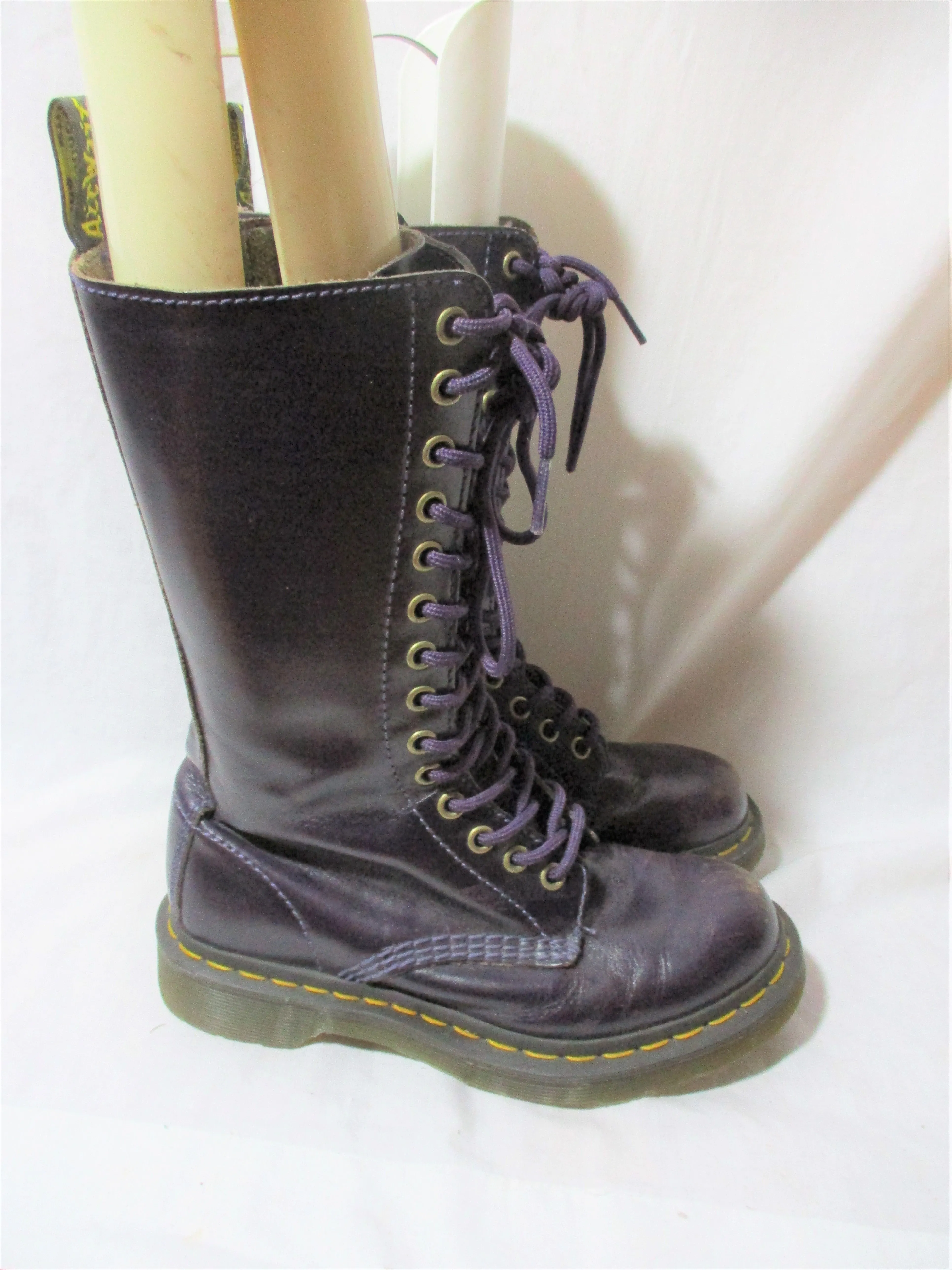 DOC DR. MARTENS Tall Leather Combat BOOT Shoe AIRWAIR PURPLE EGGPLANT 6