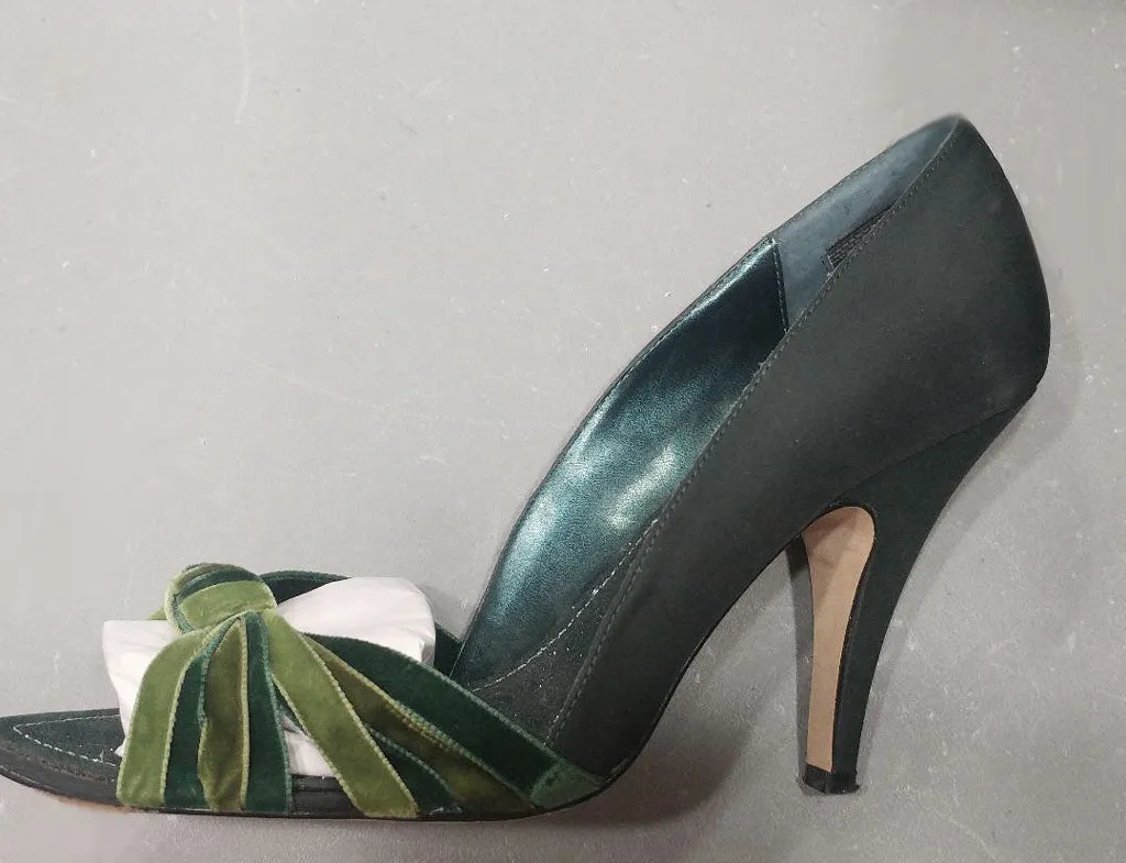 *GORGEOUS HYPE D'ORSAY 3 SHADES OF GREEN VELVET STRAPPY HIGH HEELS WITH PEEP TOE - BEAUTIFUL LOOK!