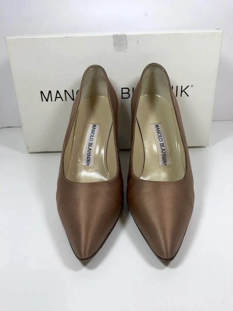 MANOLO BLAHNIK Light Brown Satin Pump Pointed Heels Size 5 1/2